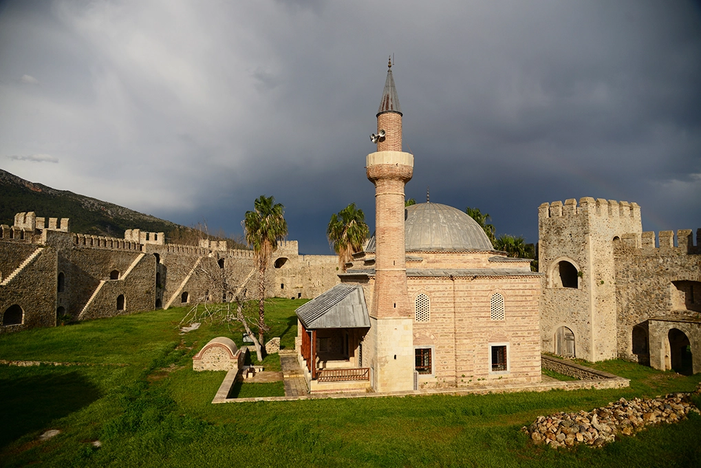Anamur Mamure Kalesi